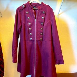 Beautiful 2X Torrid Petty Coat. Quality made. Rarely worn. Smoke free home.